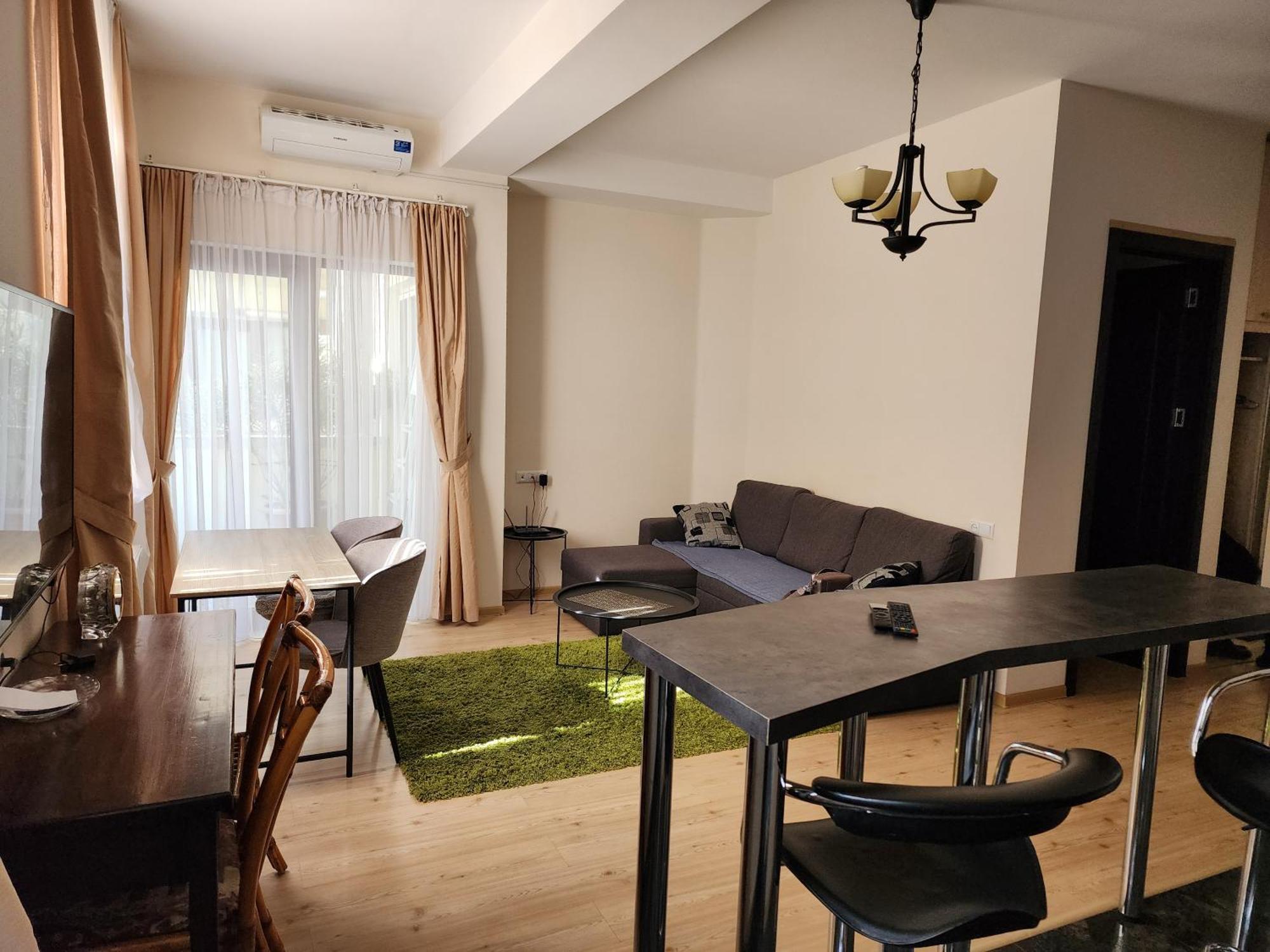 Vake-Saburtalo Hillside Apartment Tbilisi Exterior photo